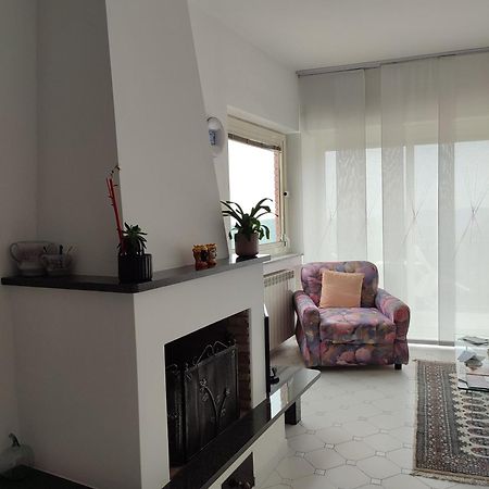 Cesarò Benvenuti Alla Red House Dei Nebrodi מראה חיצוני תמונה
