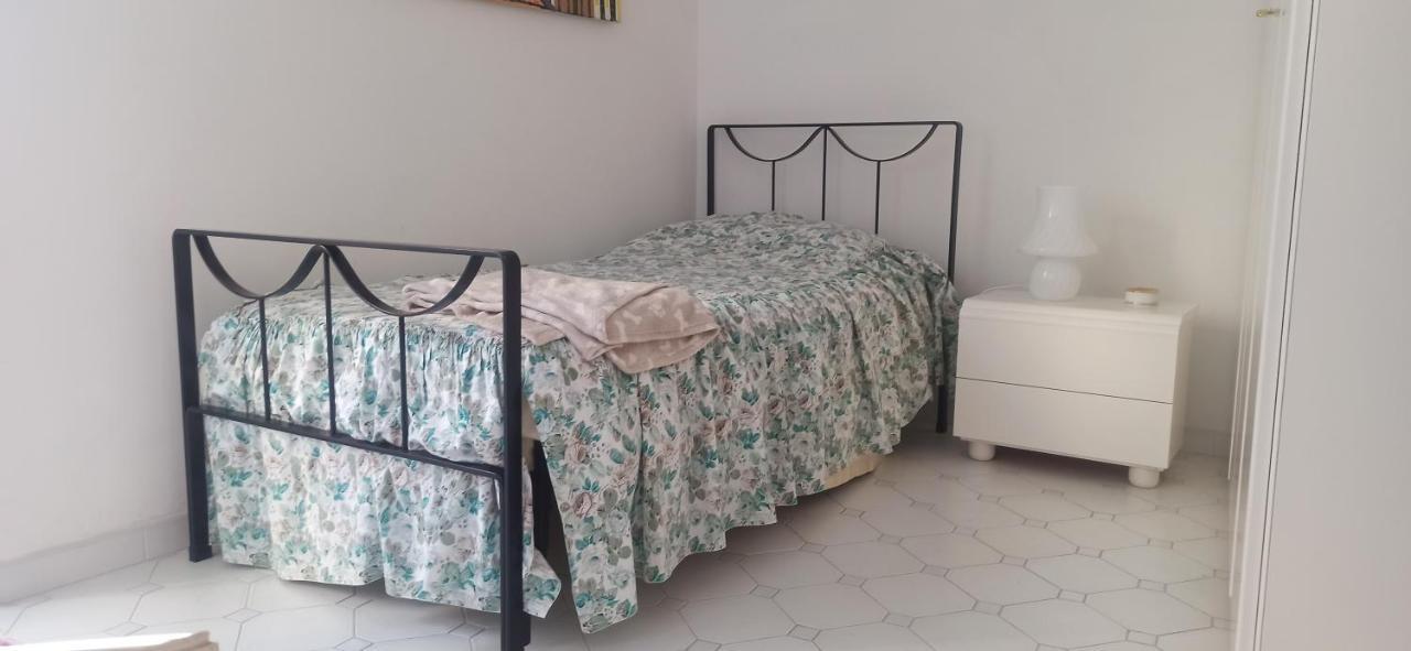 Cesarò Benvenuti Alla Red House Dei Nebrodi מראה חיצוני תמונה